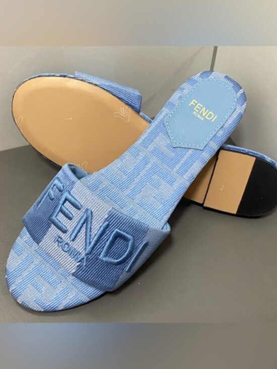 Fendi. Jewelry - Fendi Women's Authentic Slippers